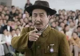 两个“王保长”,你更喜欢哪一个