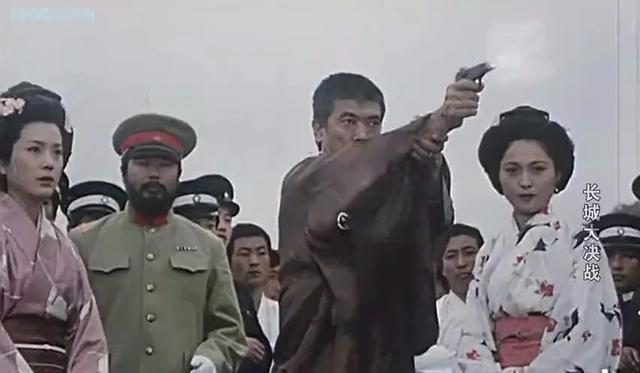 央视反复重播24年，这部武打片，每次看都激动到流泪