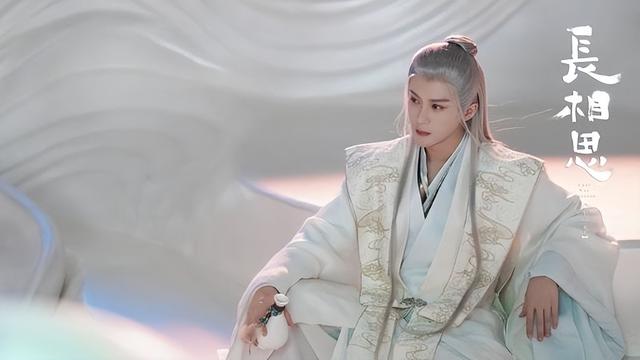 檀健次:从专业倒数到全国第一,他的演艺生涯一直在打逆风局