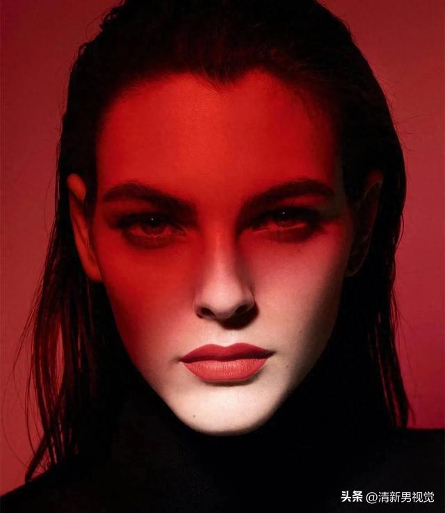 Vittoria Ceretti：从西西里到全球舞台的时尚传奇