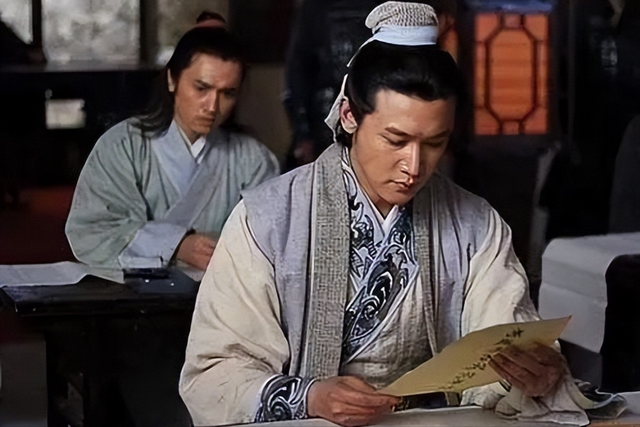 八本寒门崛起，主角通过自己的努力，最终平步青云的架空历史文！