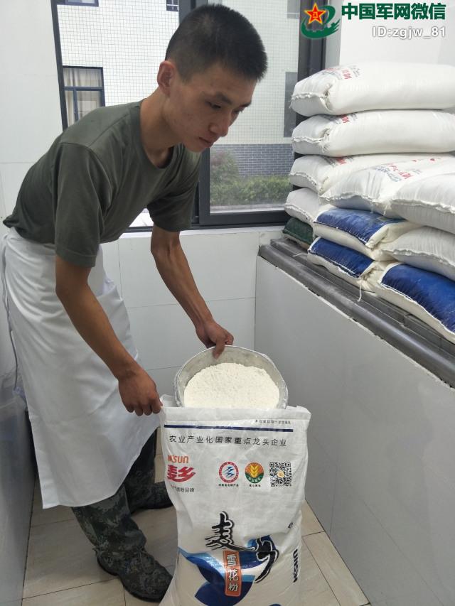 “炊事班的故事”：看完只想说，他们懂的可真不少！