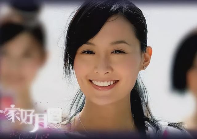 因生不出孩子被踢出豪门，二婚后却儿女双全，这次她终于扬眉吐气