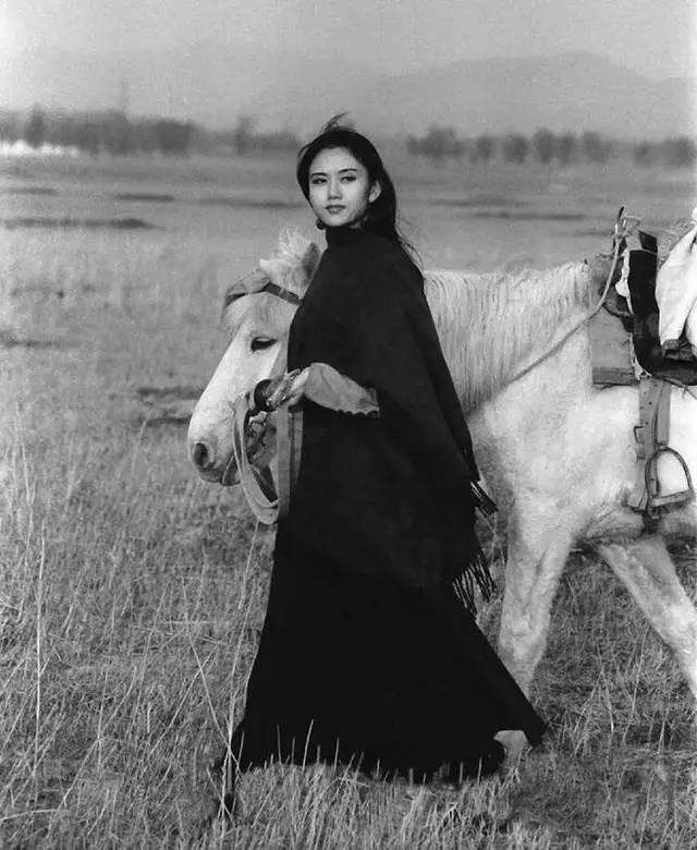 “人间异类”杨丽萍，她是仙子还是疯子？