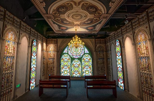 来上图东馆,跟着儒勒·凡尔纳《环游地球80天》