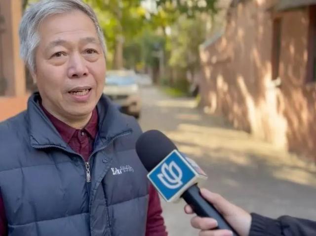 沪一小区深夜突发险情！居民纷纷夺门而出，一波“神操作”……