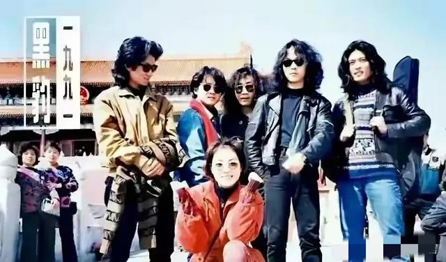 窦唯新专辑遇冷：是音乐的曲高和寡，还是时代的选择？