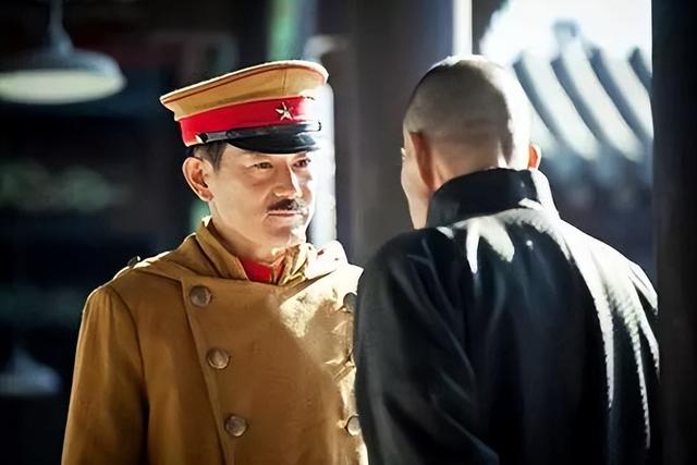 这个演鬼子的日本人火了！老婆重庆人女儿中国籍，围攻后被扒底