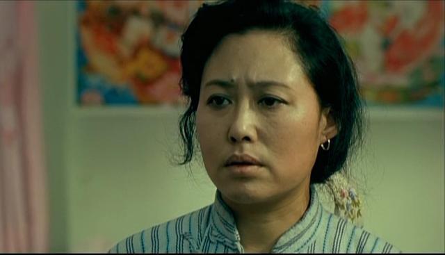 《香魂女》13岁圆房,沦为丈夫和情人泄欲的工具:女人的隐痛