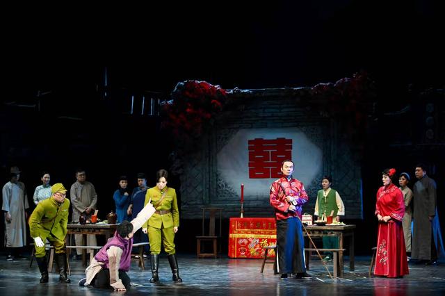 辽宁人艺话剧“抗战三部曲”收官之作《天算》登台国家大剧院