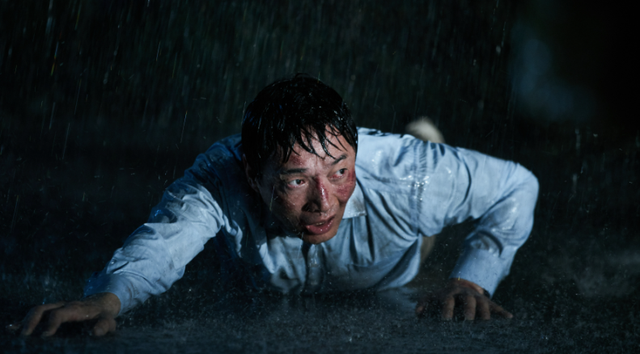 他是曾黎前男友,被韩国美女倒追,从机修工到影帝的他有何魅力?