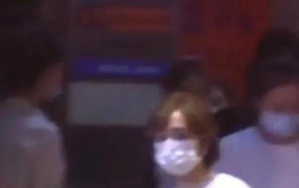 邓超孙俪协议离婚因孩子选择不公开，夫妻俩携儿女合体现身破谣言