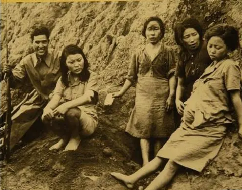 亚洲第一桃色大国：韩国风俗业越扫越黄，每年嫖资达200亿美元