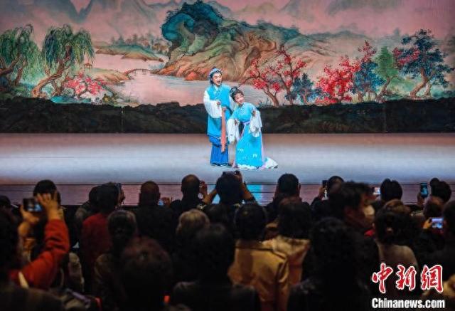 现代黄梅戏“看家人”袁媛：黄梅戏魅力在于一直创新