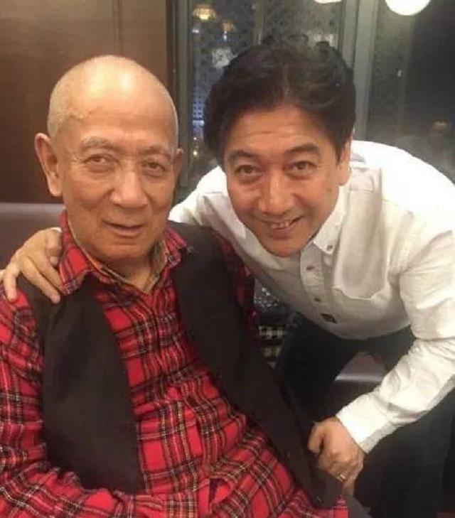 抛弃妻子另娶小13岁新欢，照顾残障哥哥16年，水均益人品究竟如何