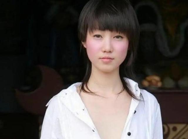 “裸模”张筱雨：22岁时拍人体写真火爆全网，如今将近40岁仍单身