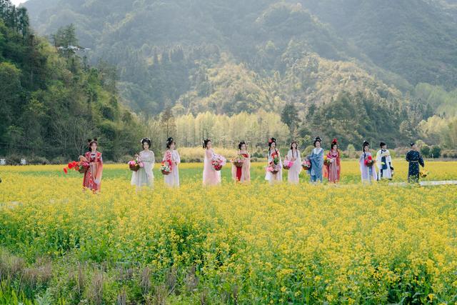 春风五千里，安徽休宁依托摄影产业催生摄影经济