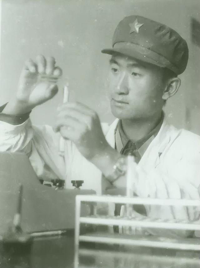 王健林：给百岁父亲尽孝，为大龄儿子的婚事焦虑