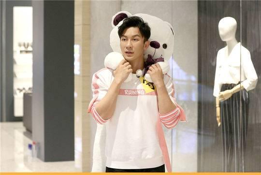 《奔跑吧》张杰、张靓颖同台飙歌 拯救“音痴歌友会”