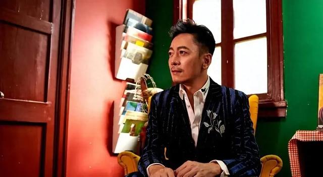 麦子杰：领奖前夜父母惨遭杀害，含泪唱完歌退出乐坛，如今怎样