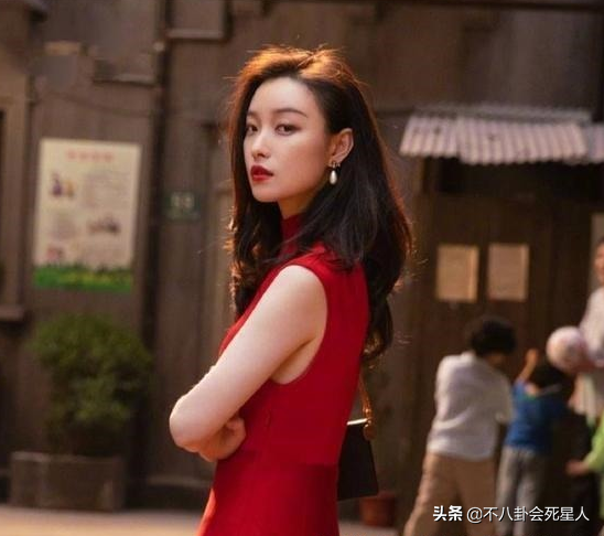 内娱风情美人断代十年，朱珠独揽7大剧，白幼瘦审美都害了谁？