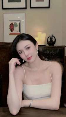 熟妇人体艺术(30 岁丰腴少妇，气质与美貌并存的尤物)