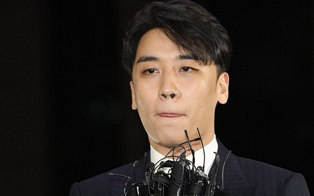 26万人围观性侵，极端“女权”邪教化，韩国正爆发一场性别战争？