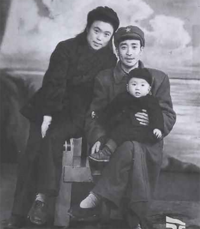 江腾蛟妻子：为丈夫求情四处奔走，晚年定居太原以18级行政离休