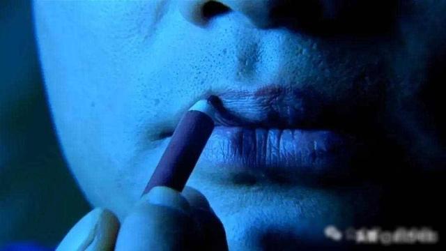 为艺术献身！翁虹《挡不住的疯情》，人性复杂多变