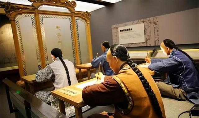 八本寒门崛起，主角通过自己的努力，最终平步青云的架空历史文！