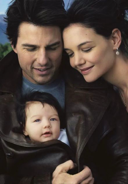 阿汤哥的女儿：18岁身高超过1.7米，长得越来越像母亲很漂亮