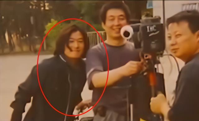 这个演鬼子的日本人火了！老婆重庆人女儿中国籍，围攻后被扒底