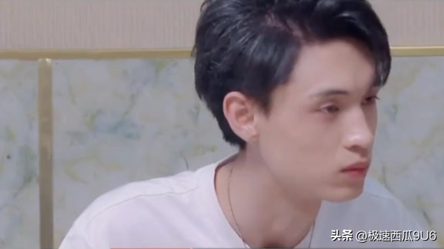 苦心经营多年“富二代”人设，如今彻底崩塌，秦霄贤该何去何从？