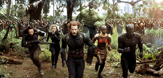 《复联3》最新删减，绿巨人变绿博士，雷神奥丁洛基一起对抗海拉