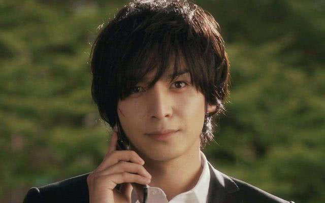 日媒曝木村心美疑似恋爱，与男方亲密照曝光，两人将上同一所大学