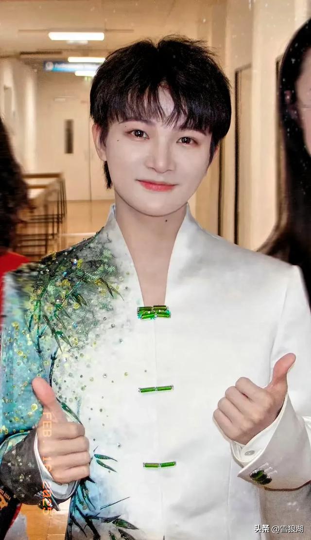 周深伦敦演唱会取消，粉丝全球声援：‘我们依然爱你’