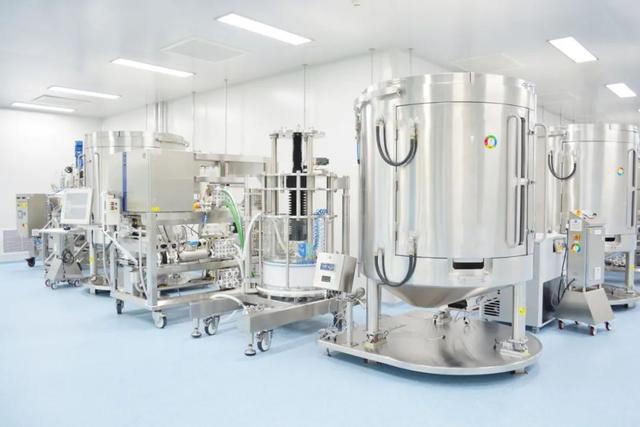 PD-L1“找朋友”、双抗KN046“搭台子”——创业13年，康宁杰瑞董事长徐霆的商业化蓝图