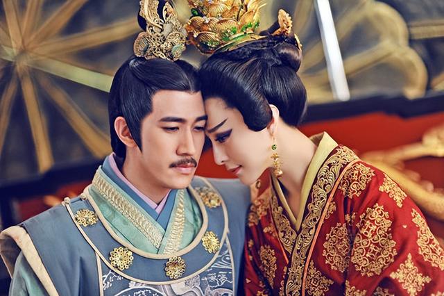 14年冷宫无人问，一朝得宠成女皇！小4岁的李治为何为她痴狂？