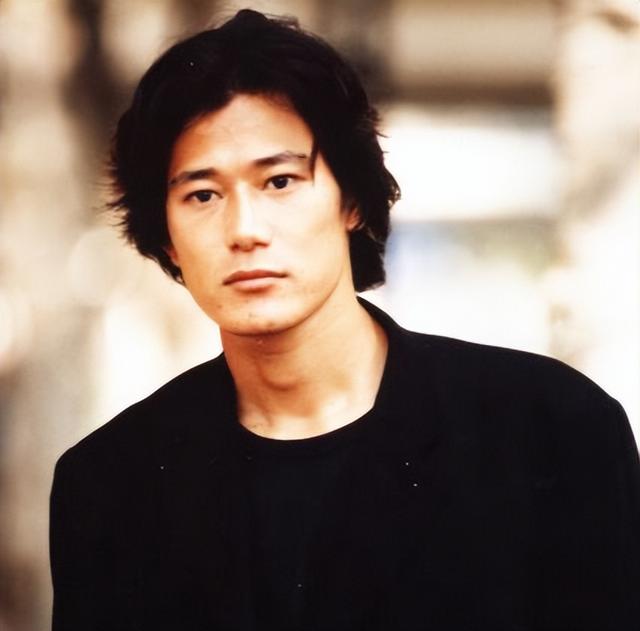 这个演鬼子的日本人火了！老婆重庆人女儿中国籍，围攻后被扒底