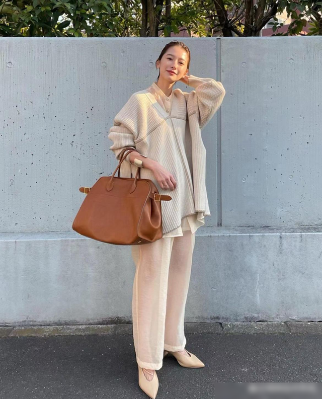 1米58穿得像1米70，“日本妈妈”松本惠奈的穿搭，堪称小个子模板