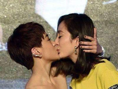 杨幂吻戏都是真的!第一张我还能忍,最后一张我不淡定了