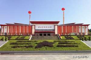 谢佳(寻广西南宁籍在韩志愿军谢佳才烈士亲人，他的英名镌刻于辽阳市烈士陵园，静候亲人祭奠)