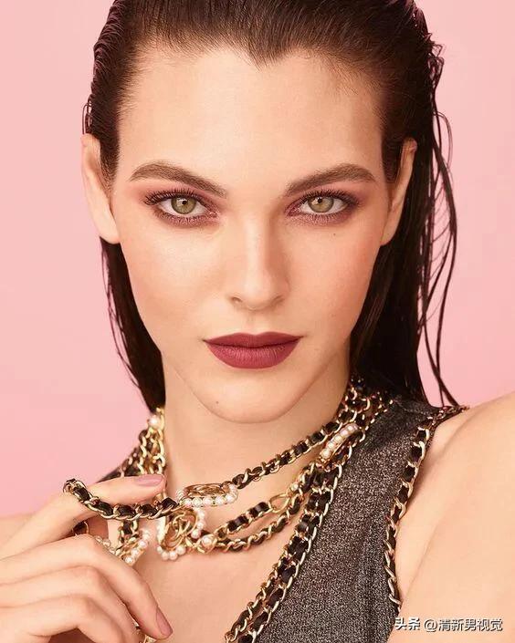 Vittoria Ceretti：从西西里到全球舞台的时尚传奇