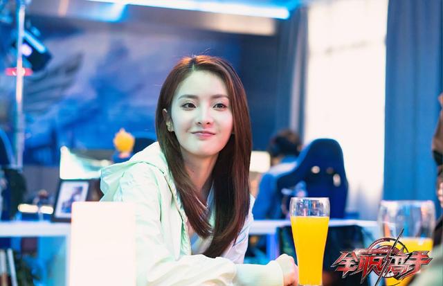 赖雨濛《全职高手》饰苏沐橙剧照