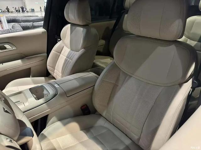 深蓝S09 长超5米2，豪华大6座SUV！“9”字辈家族添新丁！