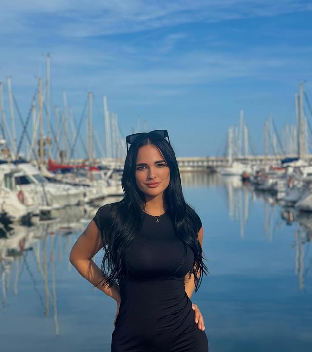 前皇马门神卡西利亚斯恋情大瓜?成人女星爆料内幕,床上更出色