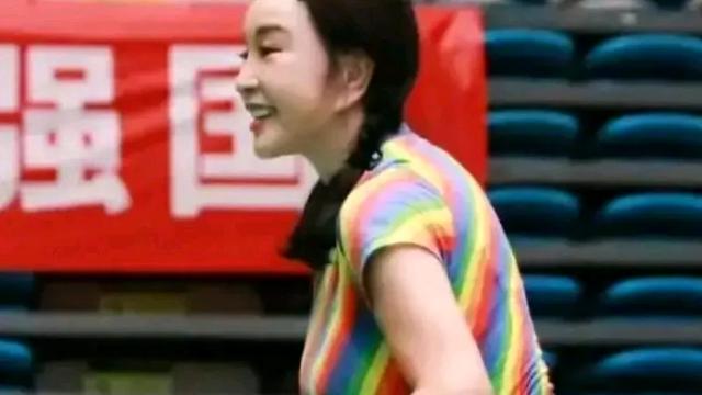 刘晓庆74岁仍活力满满，自称泳池能游50来回