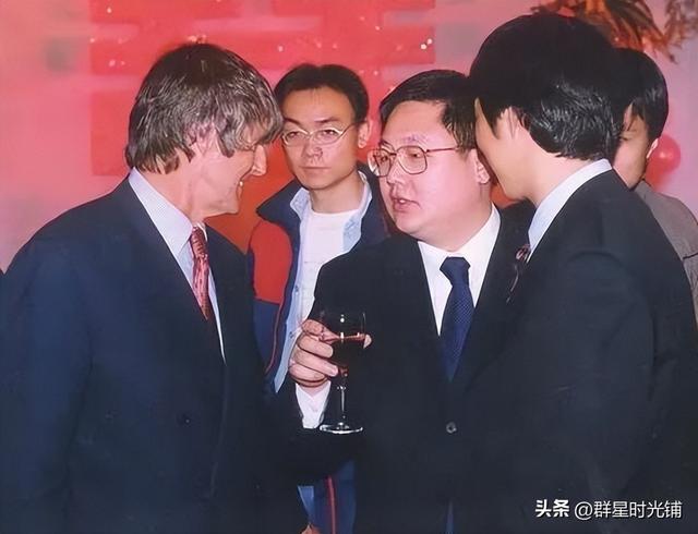 田海蓉丈夫徐明:28岁成富豪,44岁狱中病逝,今15岁女儿显成熟