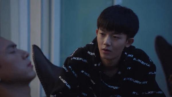 亲爱的热爱的韩商言还有另一层身份,戴风不说佟年还被蒙在鼓里