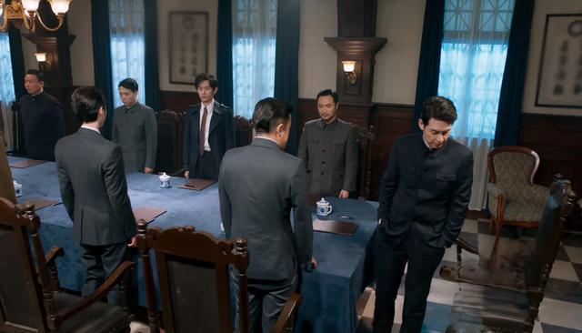 《深潜》结局：云弘深云弘祈决裂，凌寒没有隐藏身份，站长是昆吾